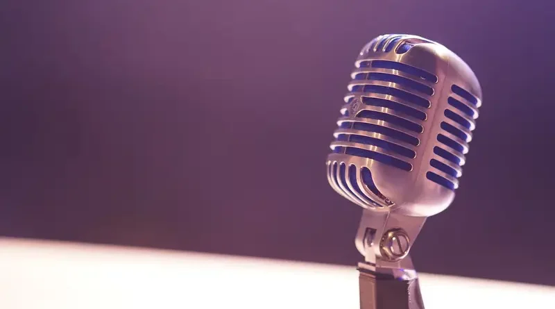 Zarabianie na podcastach: Monetyzacja treści audio