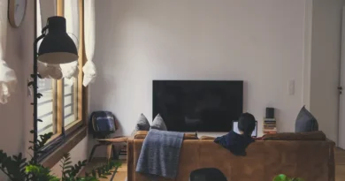 Sprzedaż mieszkania z lokatorem – co to oznacza w praktyce?